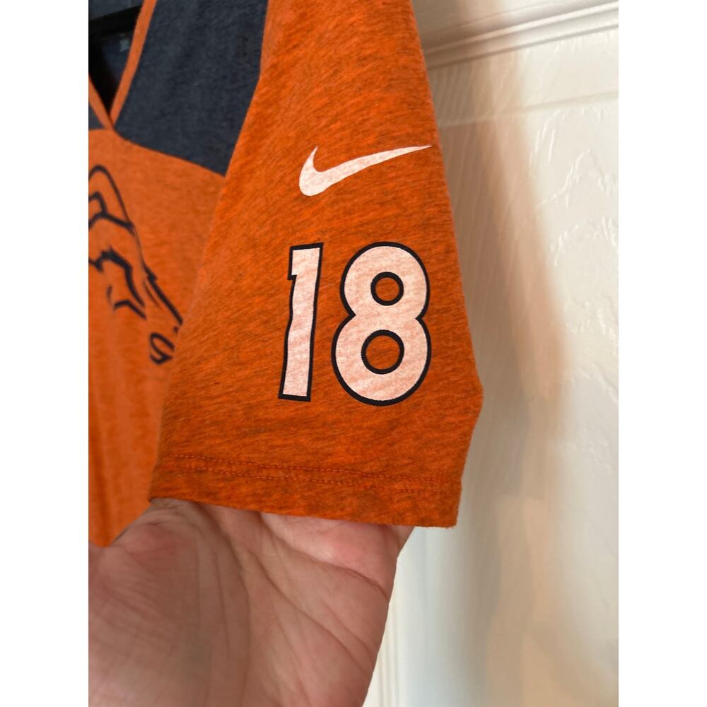 Denver Broncos Manning v-neck fitted tee, Size xs - Picture 4 of 6